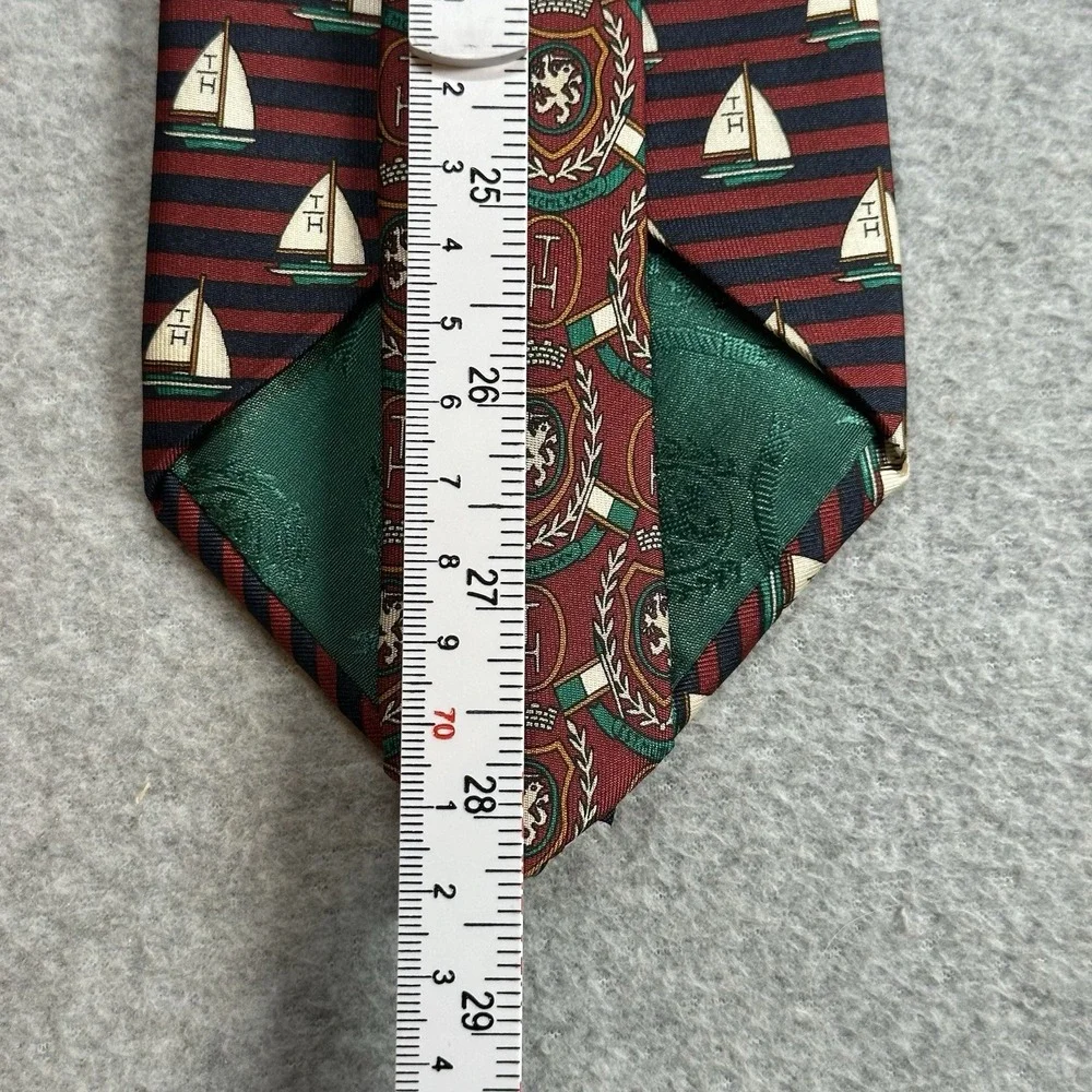 Tommy Hilfiger this vintage